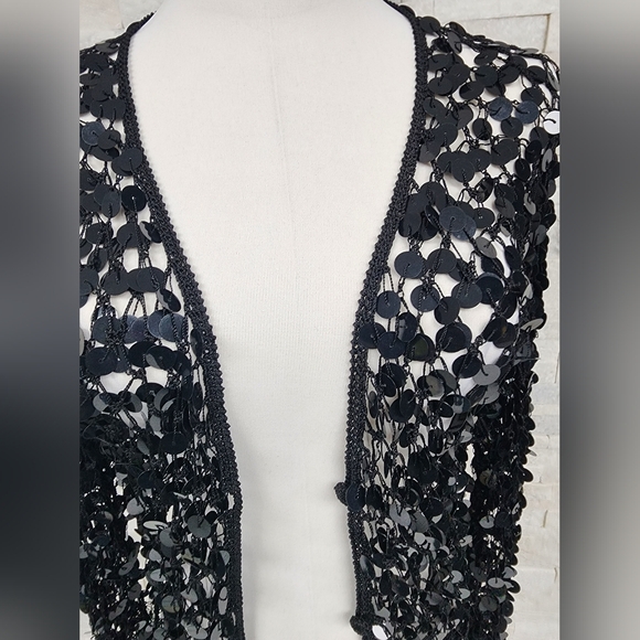 One of a kind cardigan 😍 - Picture 4 of 9